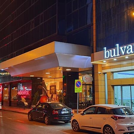 Bulvar Hotel Izmir Bagian luar foto