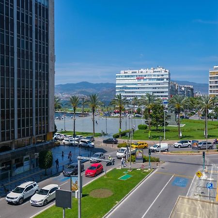 Bulvar Hotel Izmir Bagian luar foto